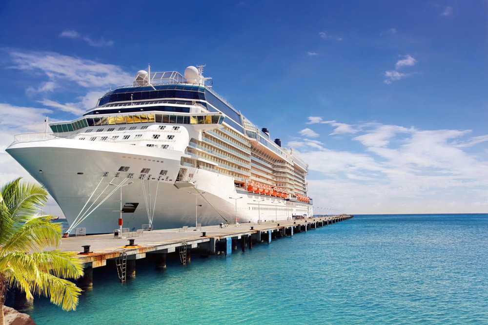 Fototapet - Luxury Cruise Ship
