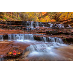 Fototapet - Red Waterfalls